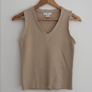 Halston Heritage Beige V-Neck Knit Top